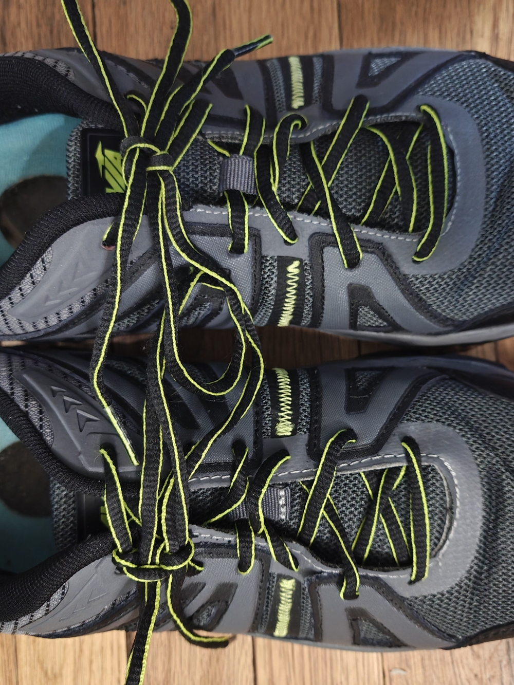 Avia Men's Gray Athletic Shoes with Neon Yellow Accents - Picture 3 of 8